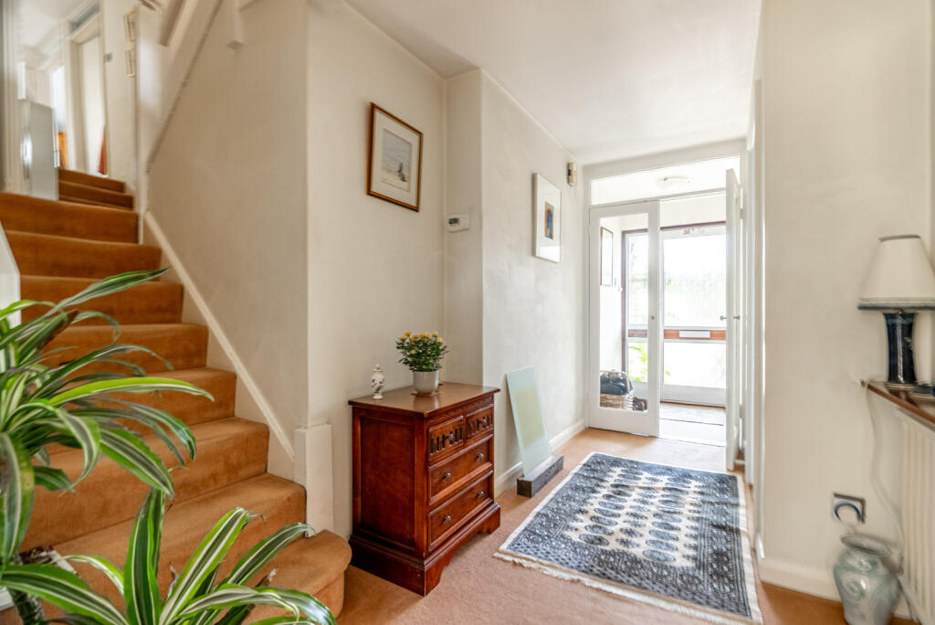 Additional image 13 of Garden Court, Wheathampstead, St. Albans, Hertfordshire, AL4