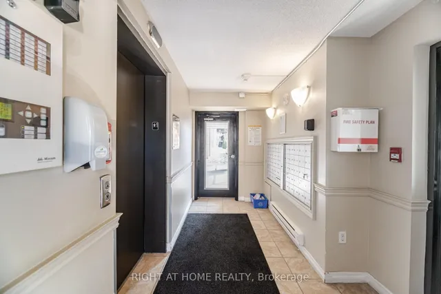 Additional image 4 of 1370 Main St Unit 311