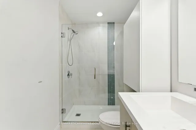 Additional image 12 of 1 Redfern Ave Unit 304