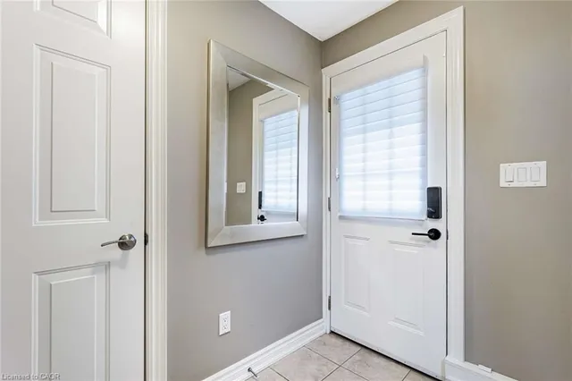 Additional image 28 of 313 Delaware Ave