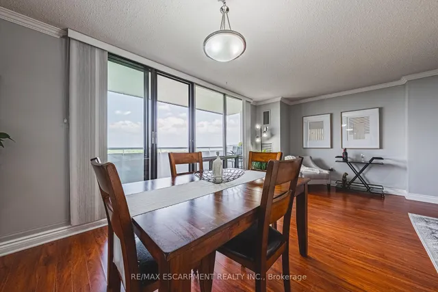 Additional image 8 of 2055 UPPER MIDDLE Rd Unit 1403