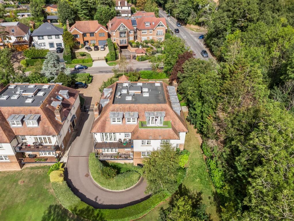 Additional image 18 of Georges Wood Road, Brookmans Park, Hatfield