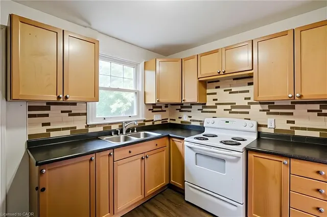 Additional image 11 of 55 West 5th St