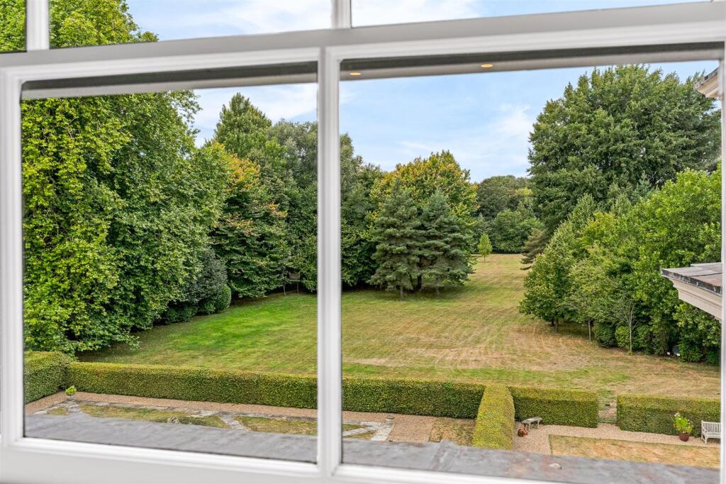 Additional image 19 of Tewin Water, Digswell