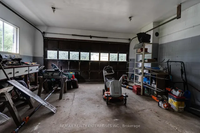 Additional image 41 of 12909 5th Line