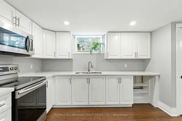 Additional image 21 of 417 East 37th St