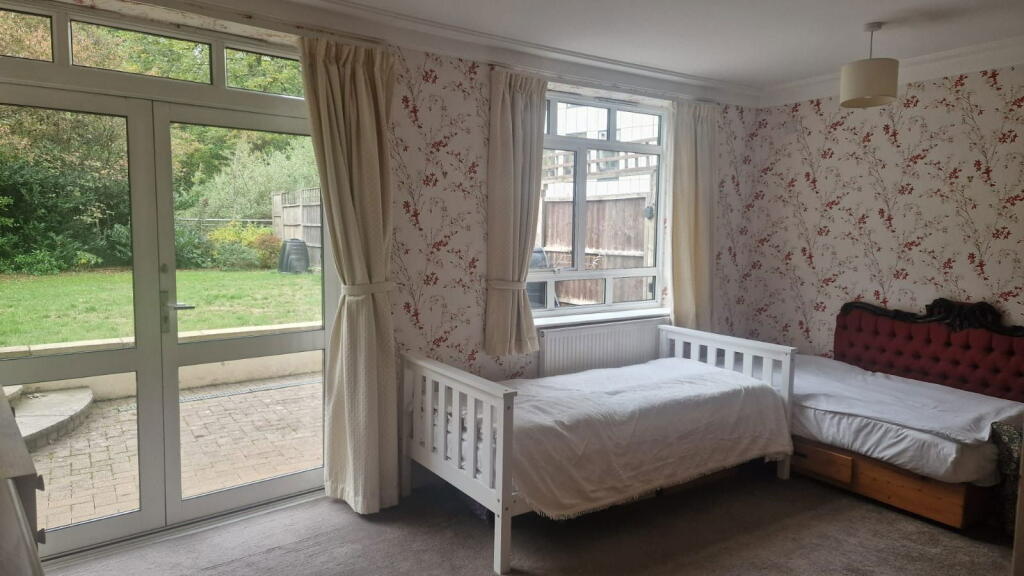 Additional image 8 of Yew Tree Road, Moseley, Birmingham, B13 8NF