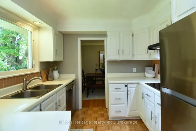 Additional image 14 of 454 Evergreen Ave