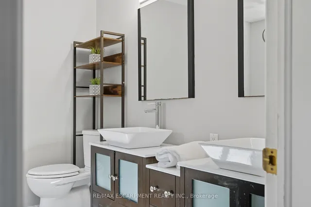 Additional image 21 of 5 Chesapeake Dr