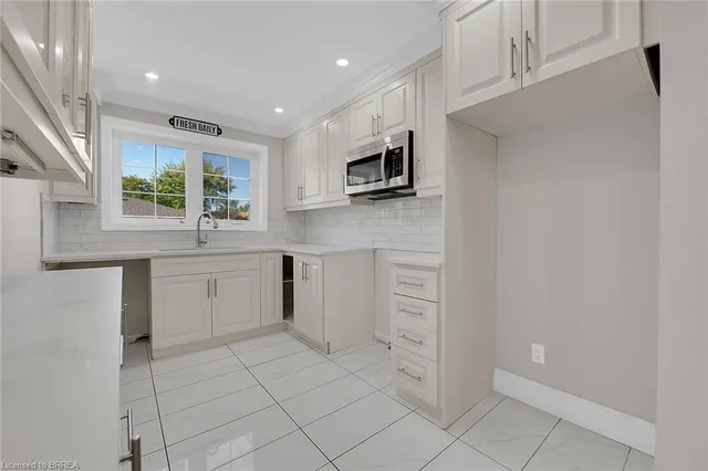 Additional image 16 of 1338 Monterey Ave