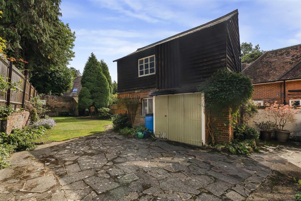 Additional image 13 of Church Street, Welwyn