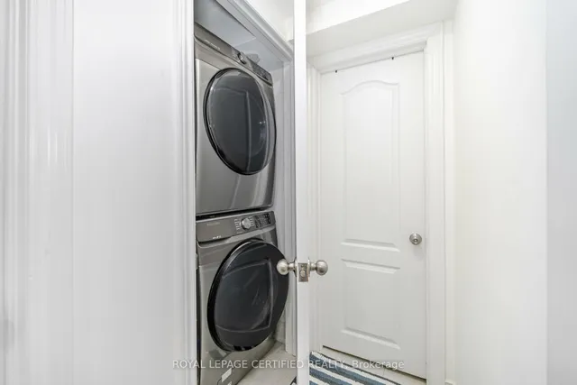 Additional image 38 of 335 Bessborough Dr