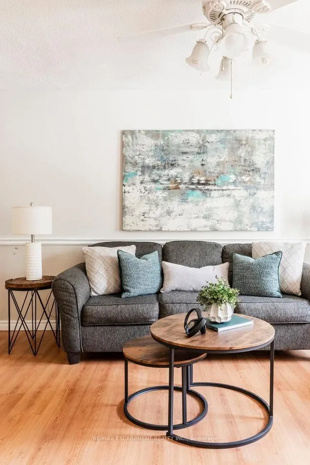 Additional image 16 of 45 Fonthill Rd