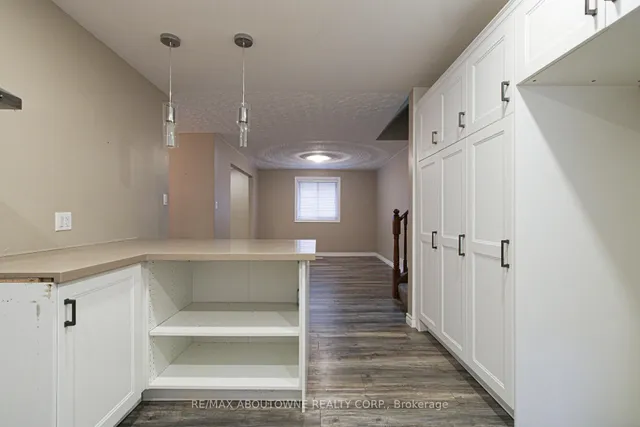 Additional image 11 of 201 Bow Valley Dr