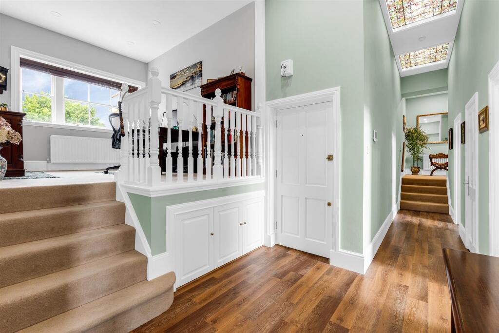 Additional image 28 of Tewin Water, Digswell