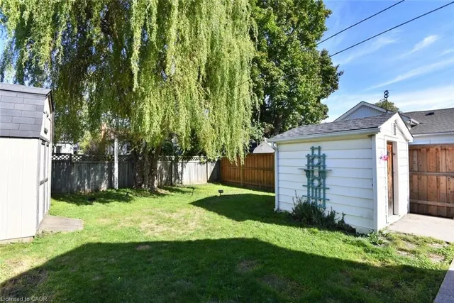 Additional image 38 of 26 Spencer Ave