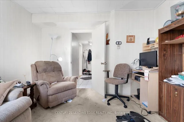 Additional image 33 of 808 Falcon Blvd
