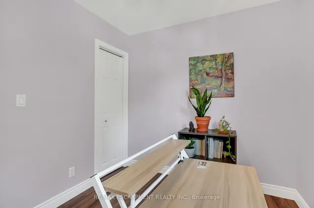 Additional image 33 of 22 Liberty St