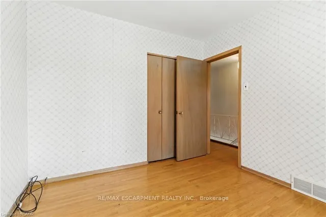 Additional image 23 of 18 Jasper Dr