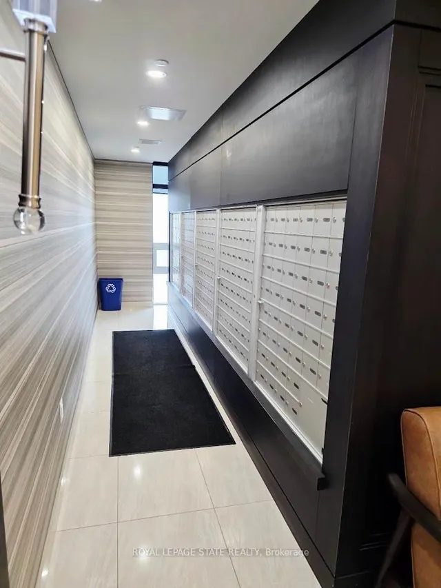 Additional image 12 of 125 Shoreview Pl Unit 307