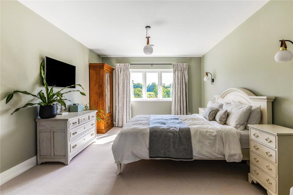 Additional image 16 of Reynards Road, Welwyn, Hertfordshire, AL6