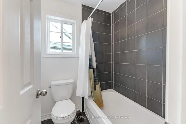 Additional image 24 of 36 Connell Cres