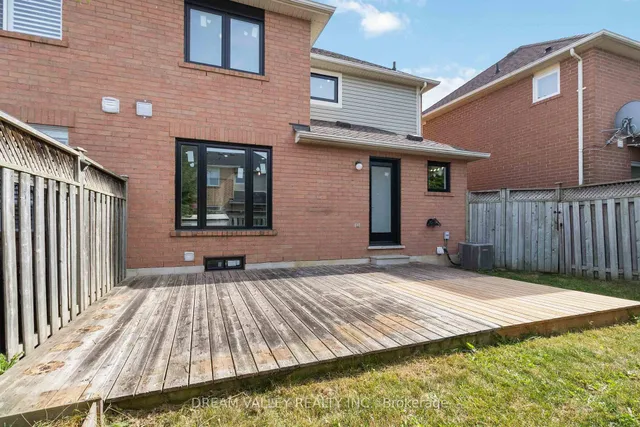 Additional image 31 of 1517 Evans Terr