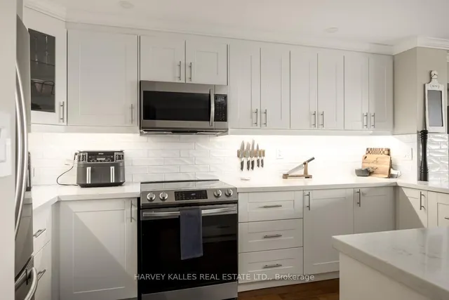 Additional image 14 of 2055 Upper Middle Rd Unit 609