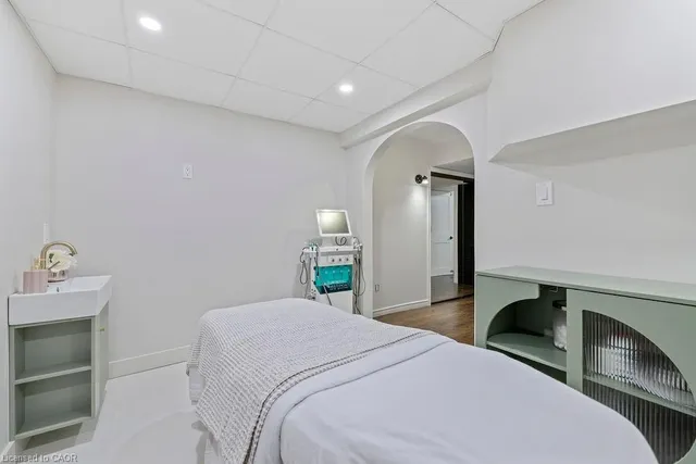 Additional image 39 of 55 Thames Way