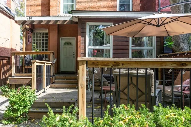 Additional image 44 of 174 Emerald St