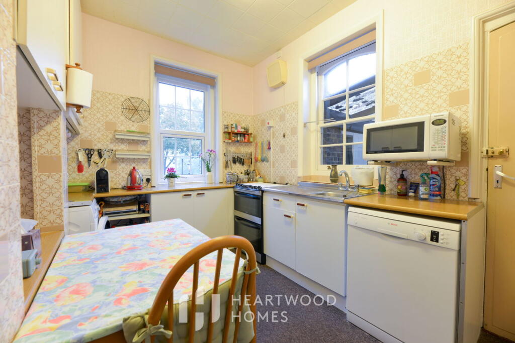 Additional image 7 of Gardeners Cottage, Batchwood Hall, St. Albans, AL3 5XA