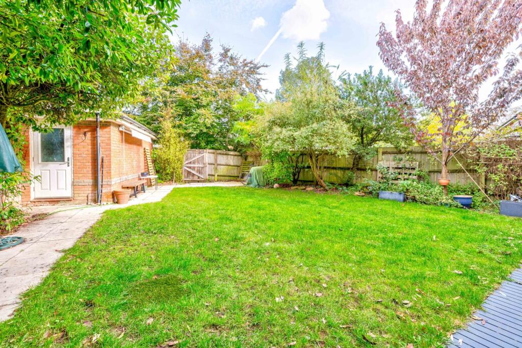Additional image 21 of Rosemary Drive, London Colney, St. Albans, Hertfordshire, AL2