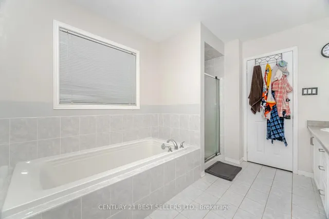 Additional image 31 of 416 Duncan Lane