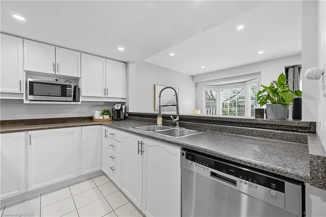 Additional image 12 of 3333 New St Unit 92