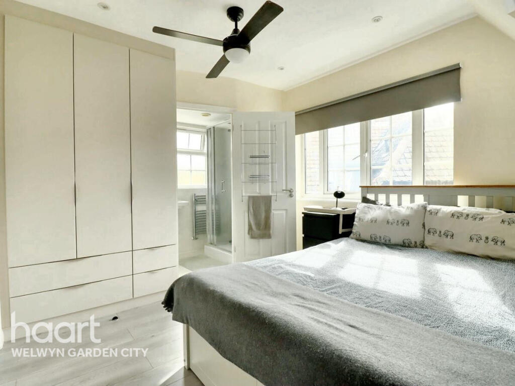 Additional image 24 of Peartree Lane, Welwyn Garden City