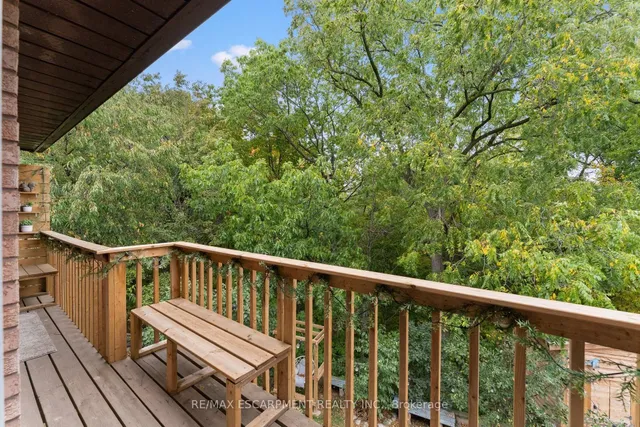 Additional image 21 of 425 Greenhill Ave