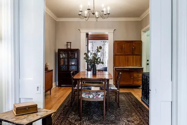 Additional image 11 of 174 Emerald St