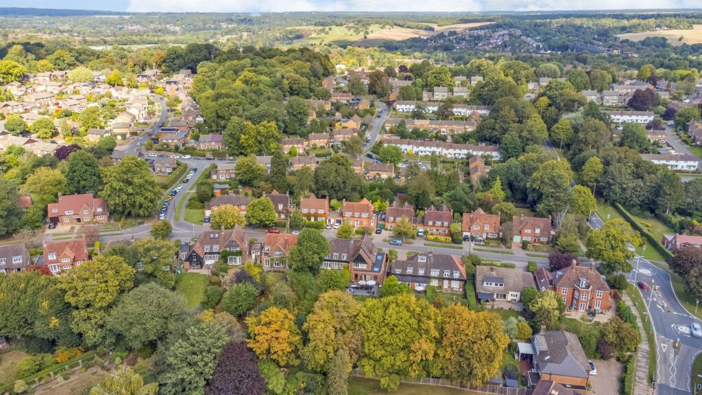 Additional image 25 of Coneydale, Welwyn Garden City, Hertfordshire, AL8 7RX