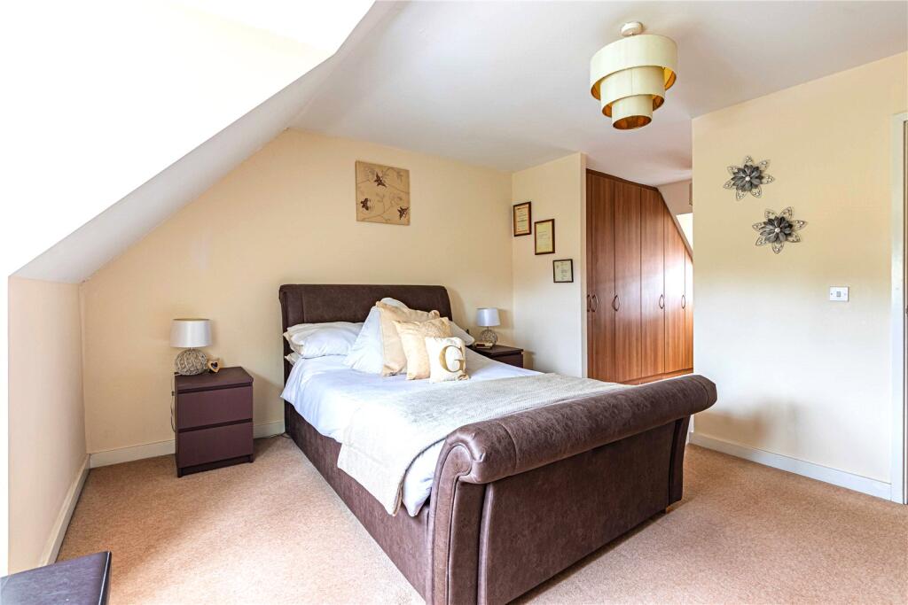 Additional image 10 of Centaures Square, Frogmore, St Albans, Hertfordshire, AL2