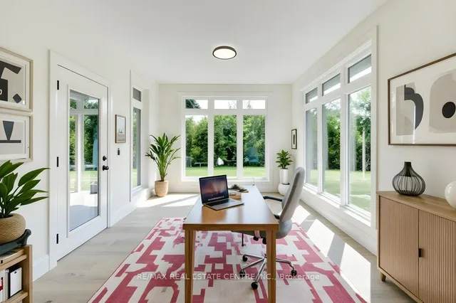 Additional image 25 of 20 Stokes Tr