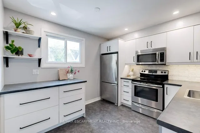 Additional image 22 of 4 Trudy Crt