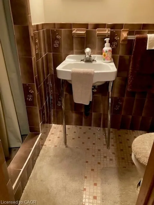 Additional image 17 of 59 Dunkirk Dr