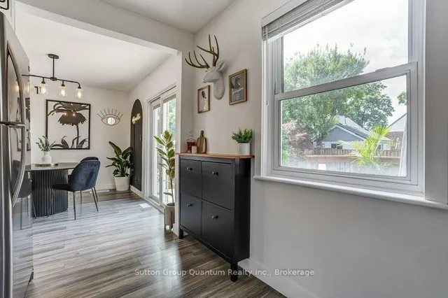 Additional image 16 of 662 Upper Sherman Ave