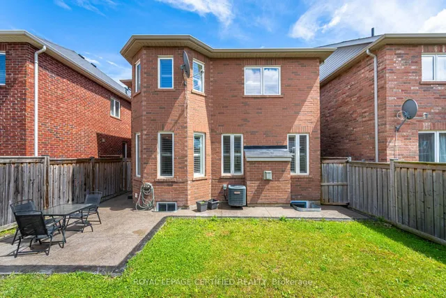 Additional image 40 of 335 Bessborough Dr