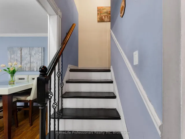 Additional image 22 of 40 Yeoville Crt