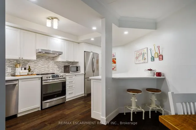 Additional image 13 of 150 Wilson St Unit 301