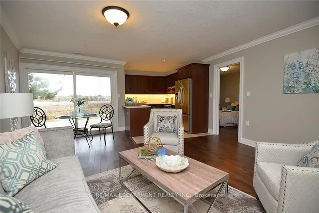 Additional image 12 of 41 SISTER KERN Terr