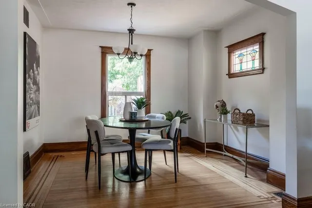 Additional image 23 of 228 Edgemont St