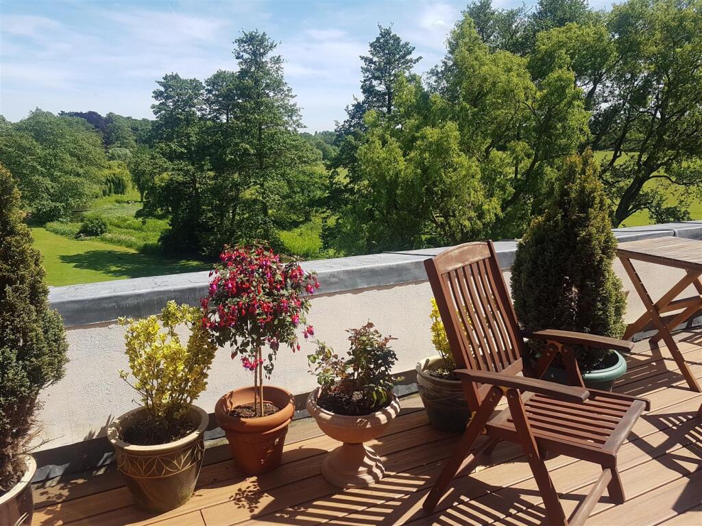 Additional image 18 of Tewin Water, Digswell