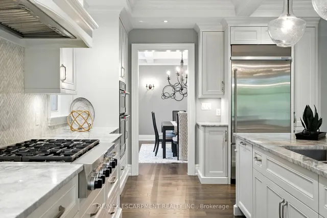 Additional image 11 of 391 Patricia Dr